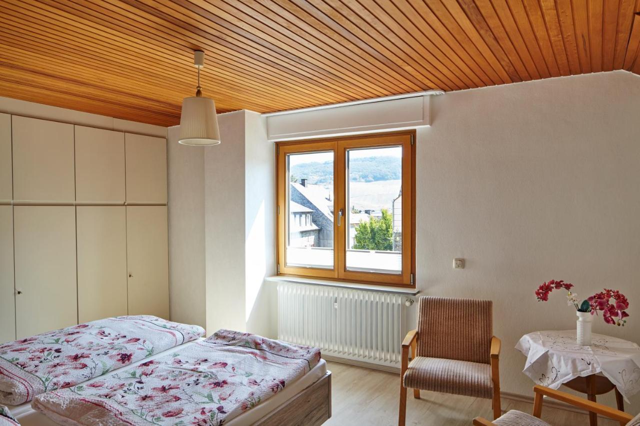 Ferienwohnung Mendgen Mit Panoramablick Bernkastel-Kues Eksteriør bilde